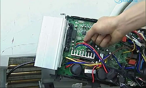 泰州美的空调电话是多少